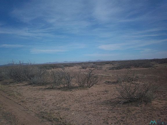 3rd image of Cobre Rd SE