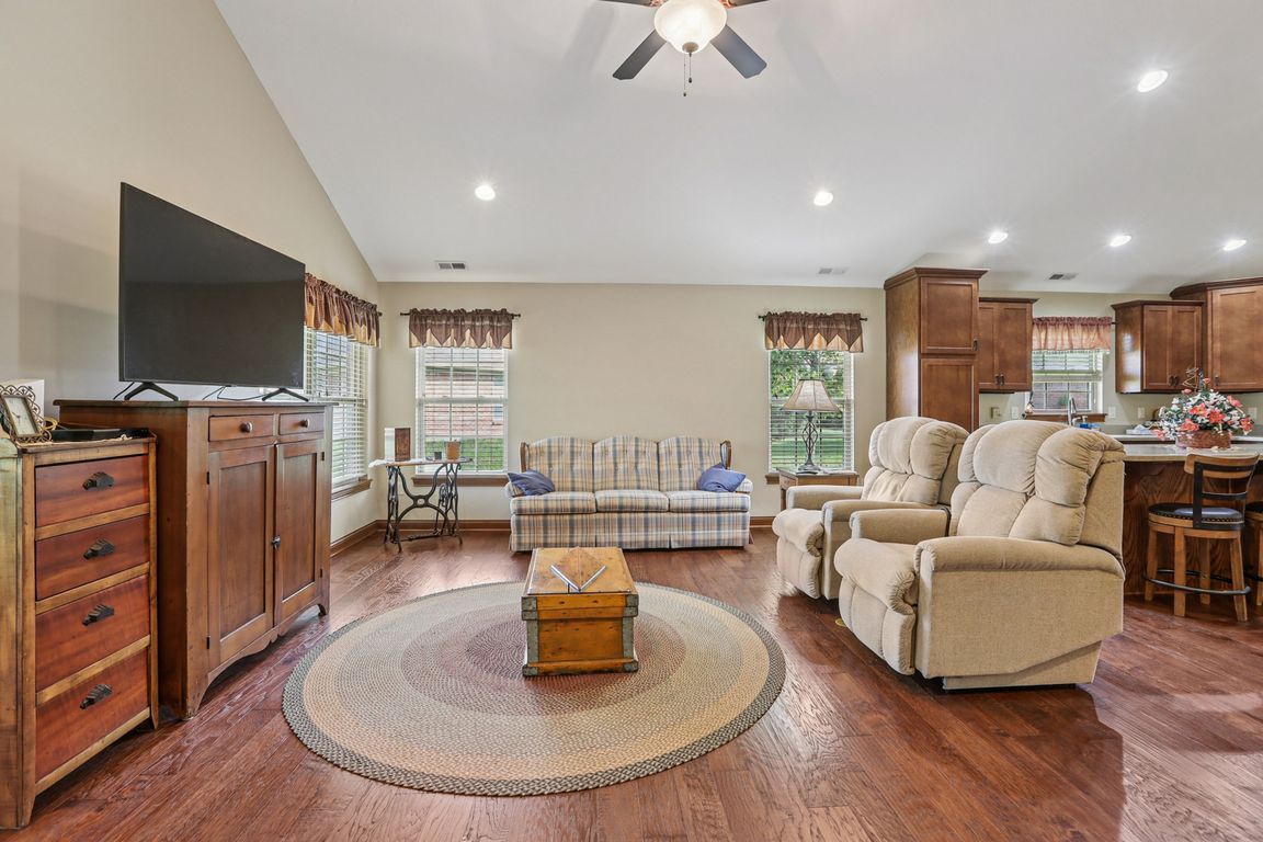 next background image