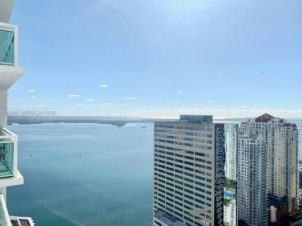 950 Brickell Bay Dr APT 3807, Miami, FL 33131
