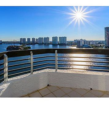 2nd image of 3600 Mystic Pointe Dr APT 1901