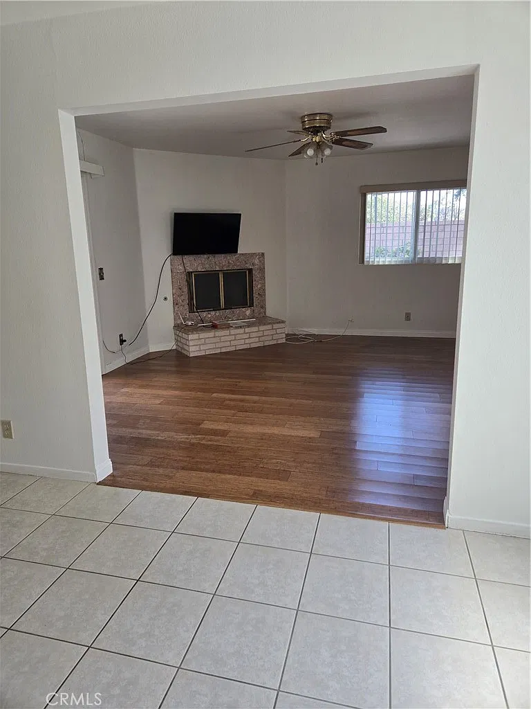 3 bed, 1689 sqft, $4,300 — Photo 2