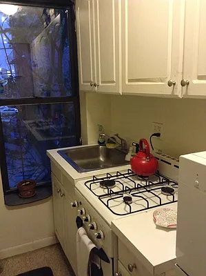 Rented by Mdays Realty | media 48