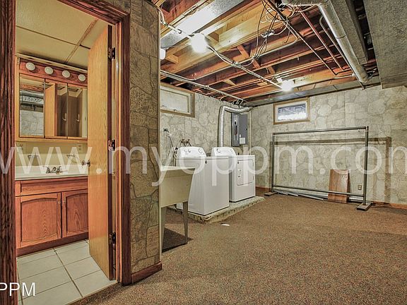 5th image of 4713 S 53rd St