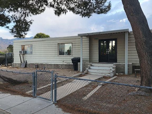 2nd image of 3276 S Mesquite Dr