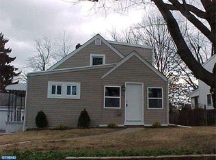 54 Green Ln, Aston, PA 19014