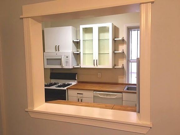 4th image of 90 Waldo Ave #1