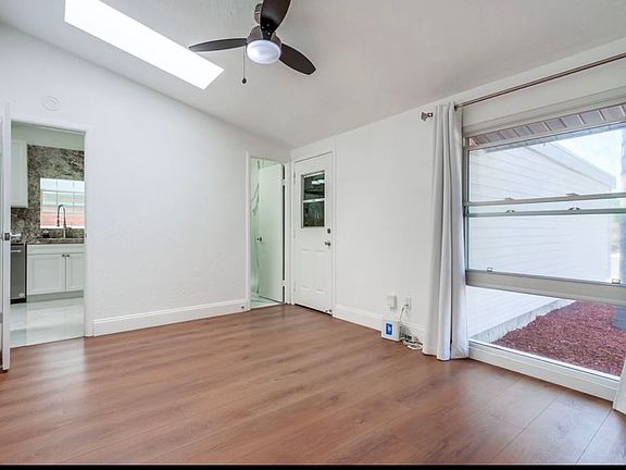 3rd image of 9442 Seltzer Ct