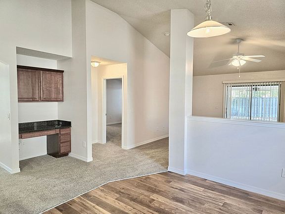 5th image of 4892 Makenna Cir