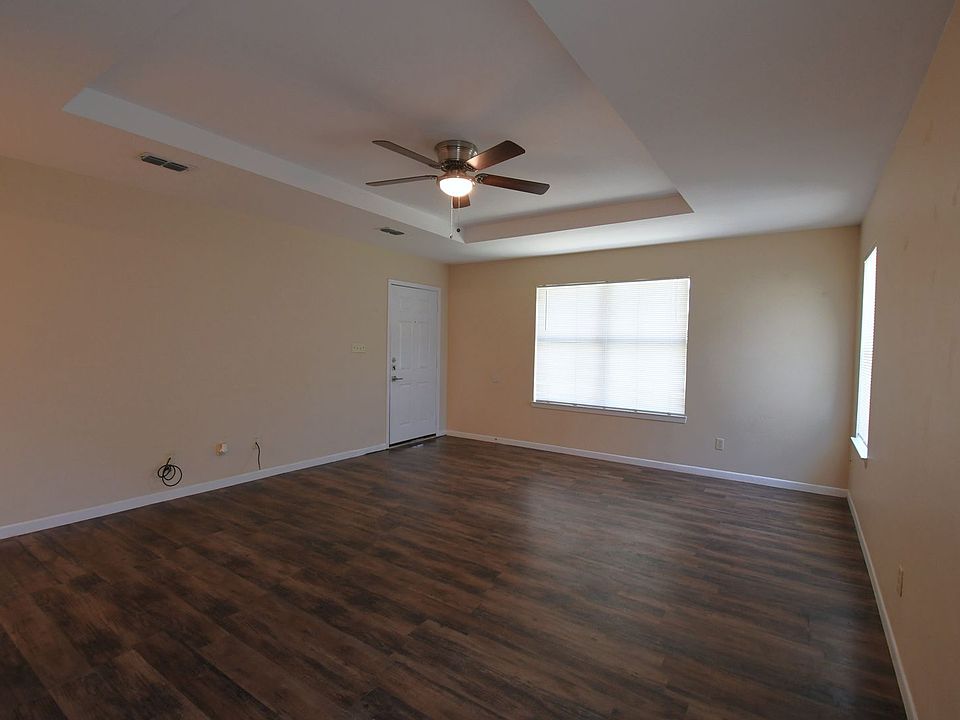 1st image of 2529 Westminster Dr