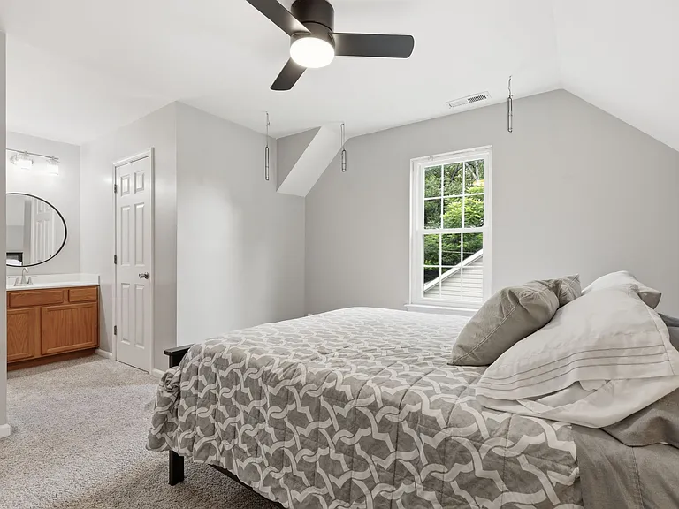 1706 Dallas Ave — Photo 19