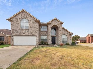 2447 Ranchview Dr, Grand Prairie, TX 75052