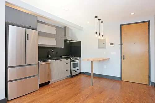 15 Cedar St #5A Photo 1