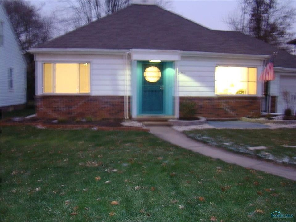 1st image of 3216 Haughton Dr