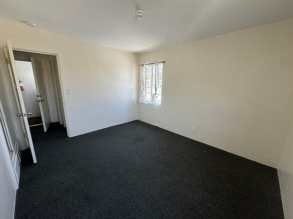 3rd image of 508 El Mercado Ave APT C