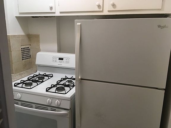 3rd image of 8114 Baxter Ave APT 1F