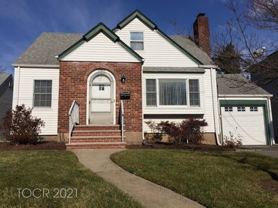 16 Huntting Dr, Dumont, NJ, 07628