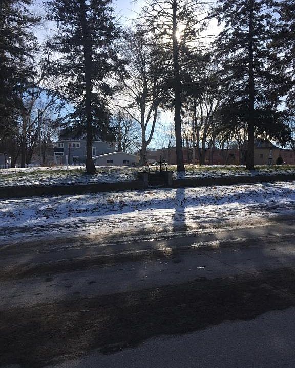 2nd image of 306 W Robins St