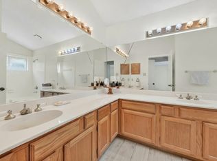 527 Nightshade Dr, Arlington, TX 76018