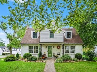1205 Cambridge Dr, Kalamazoo, MI 49001