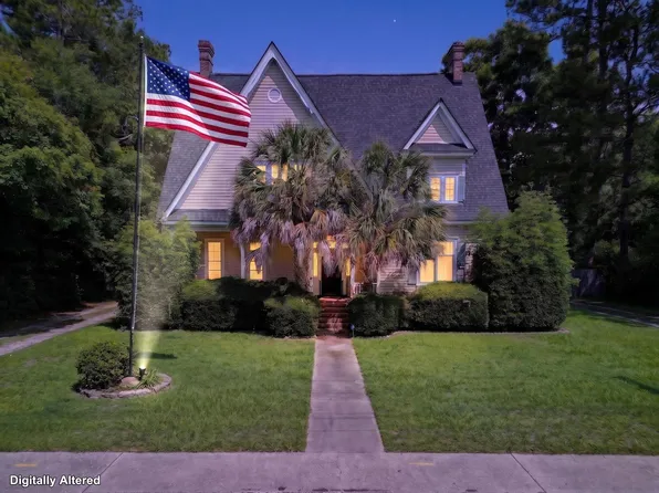 650 Hampton St, Elloree, SC 29047