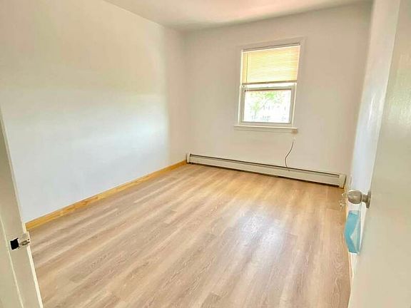 5th image of 43-17 165th St Floor 2