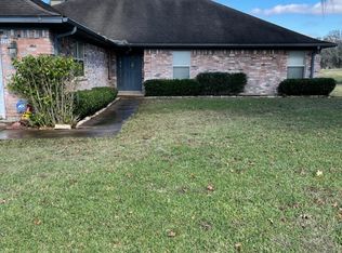 2257 Ridgewood Dr, West Columbia, TX 77486