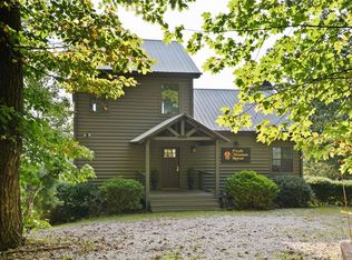 603 Yonah Mountain Rd, Cleveland, GA 30528