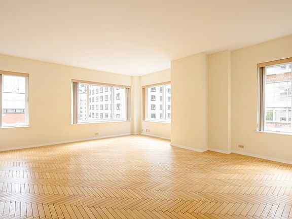 3rd image of 106 Central Park S APT 12I