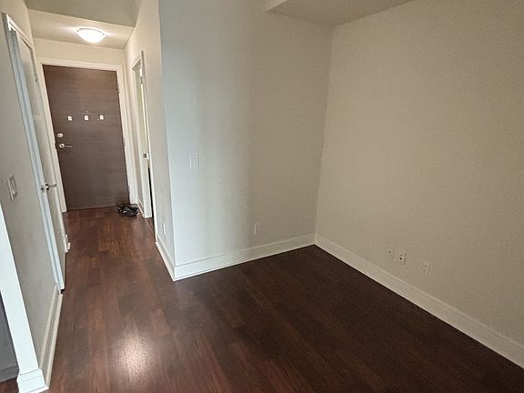 4th image of 35 Brian Peck Cres #1413