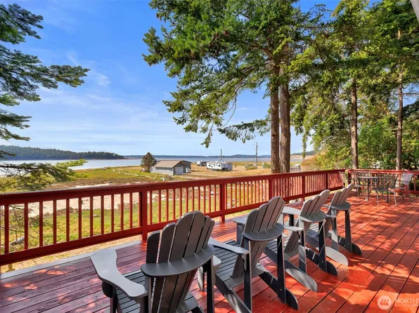 564 Mumby Road, Nordland, WA 98358