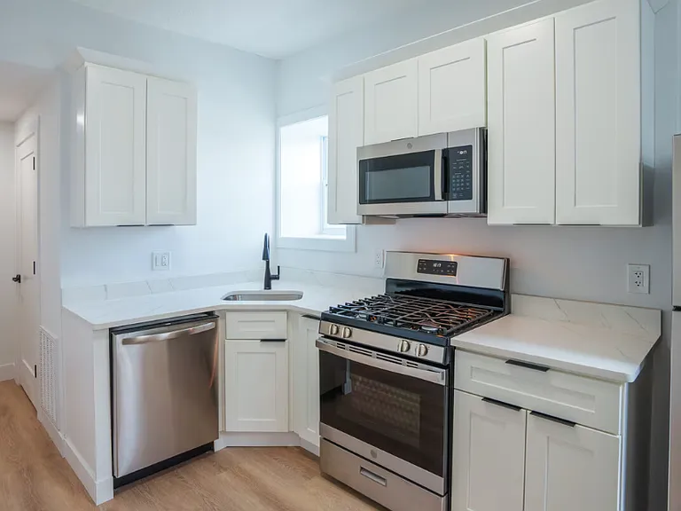 10 Mount Pleasant Ave #2 — Photo 2