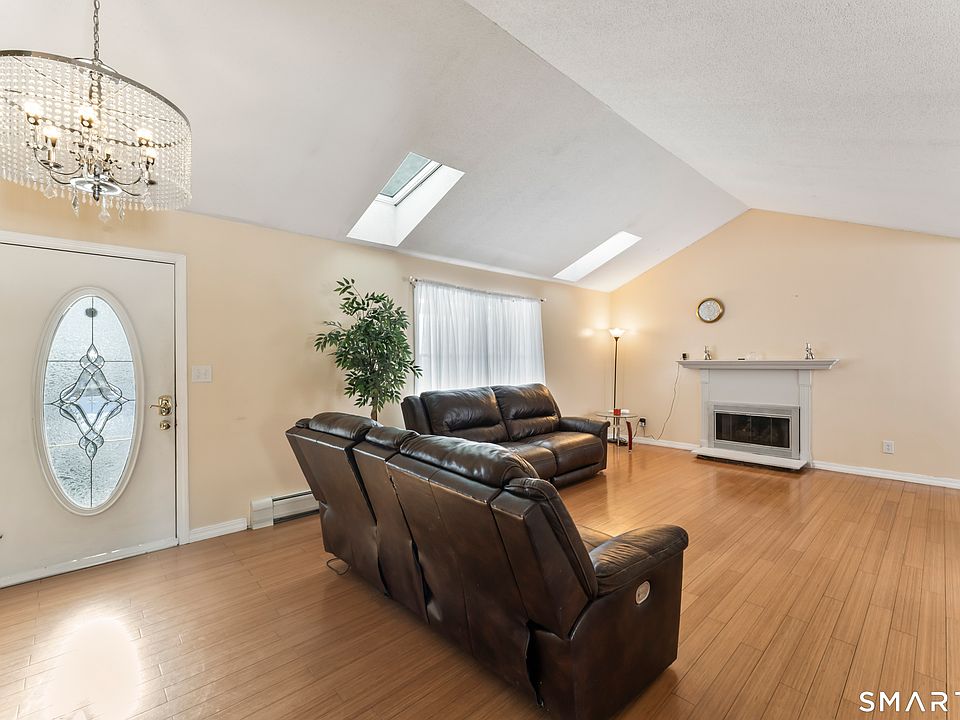 1st image of 71 Sentinel Hill Road