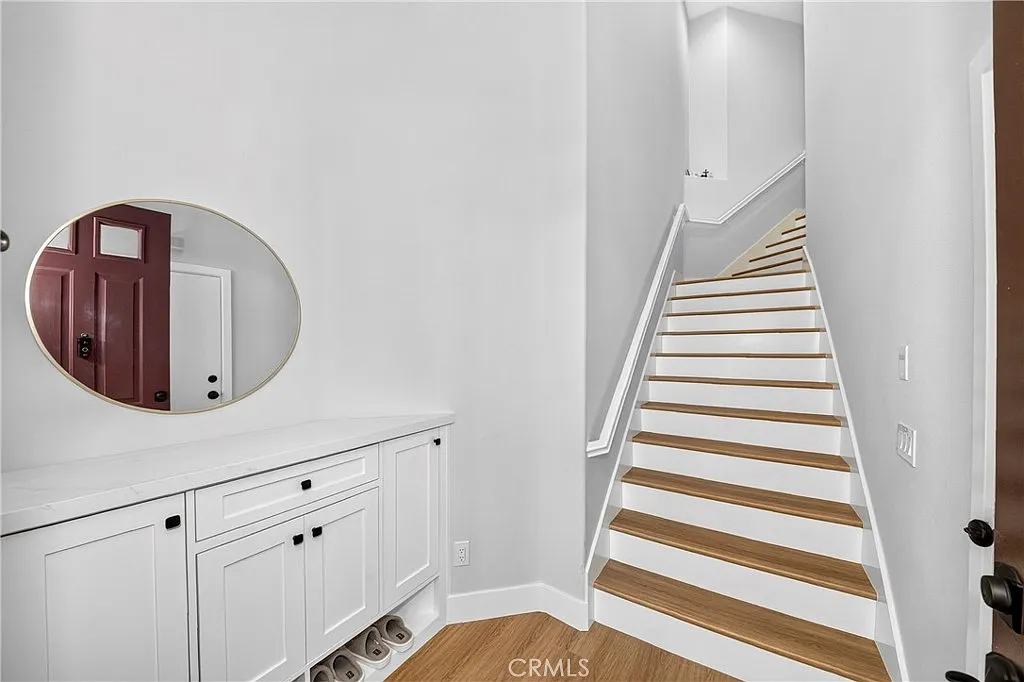 2 bed, 1462 sqft, $5,500 — Photo 2