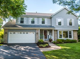 3310 Oxbow Ln, St Charles, IL 60174