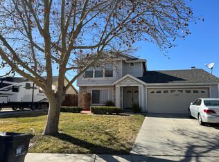 45135 Biscay Ave, Lancaster, CA 93535