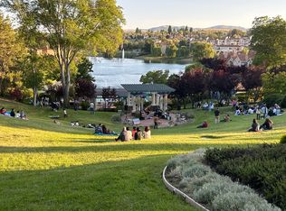 111 Lakeridge Ln, San Ramon, CA 94582