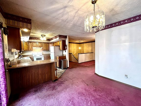 4th image of 161 Lana Ln