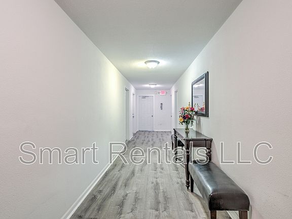 2nd image of 3844 Park Ave APT 6