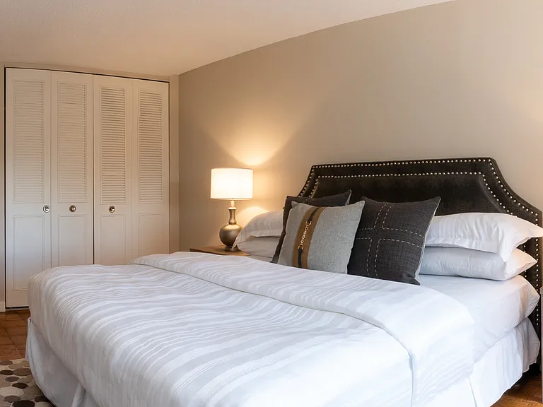 The PIERRE Apartments — Photo 16