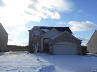 19094 England Dr, Macomb, MI