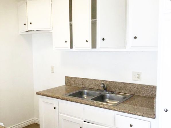 16615 S Denver Ave #2