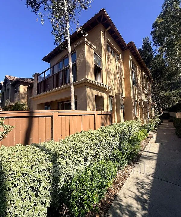 2741 Dietrich Dr