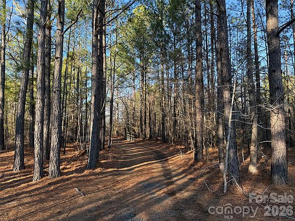 5th image of 106 Legrand Rd