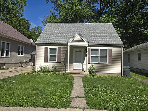 2176 N Church St Photo 1