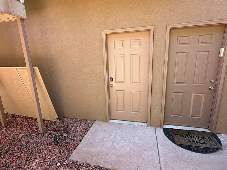 340 N Country Ln #24 — Photo 35
