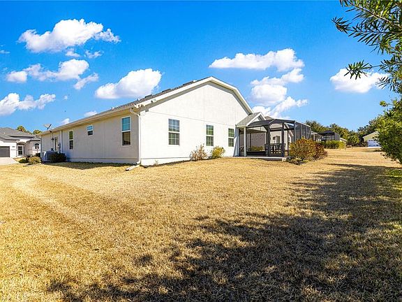 3rd image of 11266 SE 170th Ln