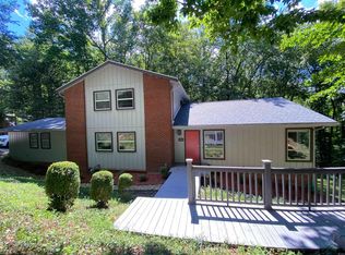 141 Poplar Dr, Morgantown, WV 26505