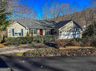 142 Dalton Dr, Dillard, GA 30537