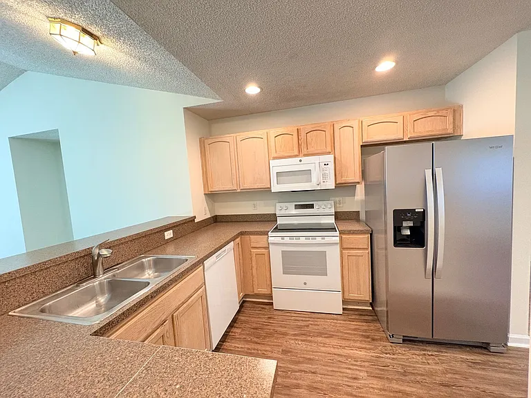 10 Broadland Cir — Photo 6