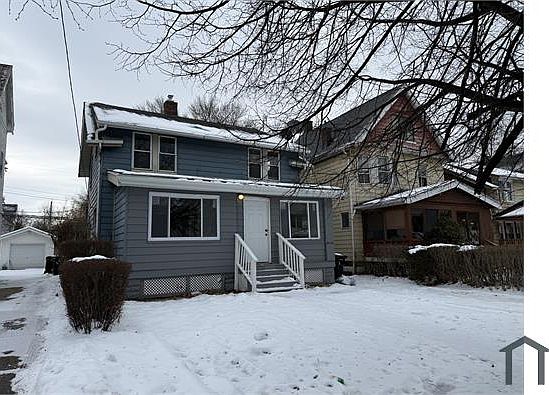 1st image of 10802 Amor Ave